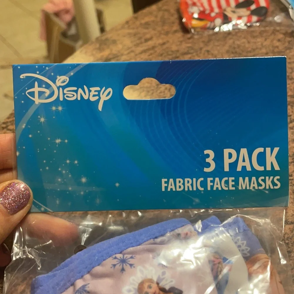Frozen Facemask!